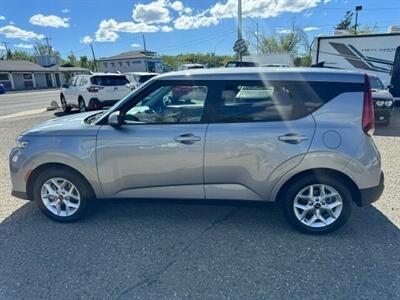 2022 Kia Soul LX   - Photo 8 - Mesa, AZ 85201