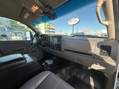 2014 Chevrolet Silverado 3500 Work Truck   - Photo 11 - Mesa, AZ 85201