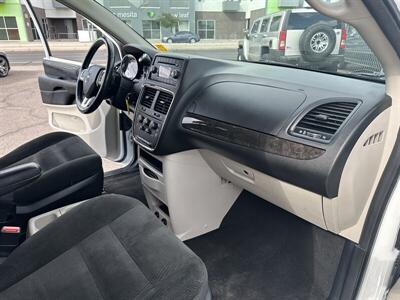 2016 Dodge Grand Caravan SE - Photo 11 - Prescott, AZ 86301