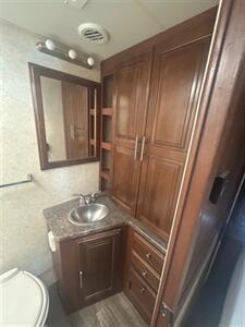 2016 FOREST RIVER GEORGETOWN 364TS   - Photo 21 - Mesa, AZ 85201