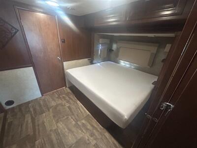 2016 FOREST RIVER GEORGETOWN 364TS   - Photo 18 - Mesa, AZ 85201