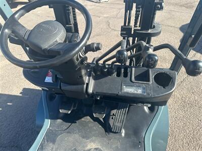 2008 Toyota Forklift 8FCU25   - Photo 7 - Mesa, AZ 85201