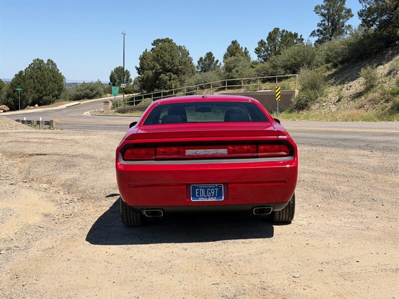 2012 Dodge Challenger SXT - Photo 6 - Mesa, AZ 85201