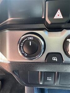 2022 Toyota Tacoma SR  low miles 4x4 - Photo 13 - Prescott, AZ 86301