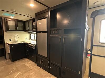 2019 Grand Design Imagine 2600RB  Travel Trailer - Photo 15 - Mesa, AZ 85201