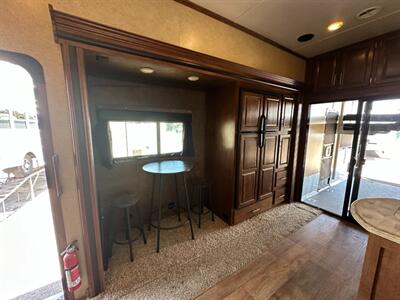 2014 Forest River M-401AMP XLR Thunderbolt   - Photo 15 - Mesa, AZ 85201