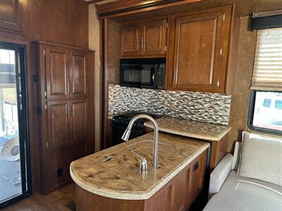 2014 Forest River M-401AMP XLR Thunderbolt   - Photo 13 - Mesa, AZ 85201