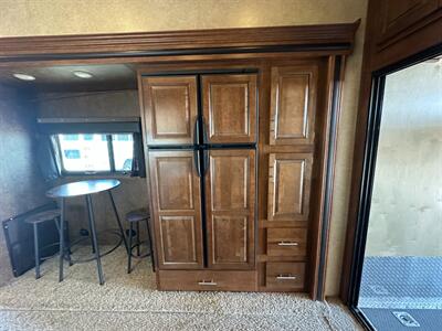 2014 Forest River M-401AMP XLR Thunderbolt   - Photo 16 - Mesa, AZ 85201