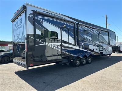 2014 Forest River M-401AMP XLR Thunderbolt   - Photo 7 - Mesa, AZ 85201