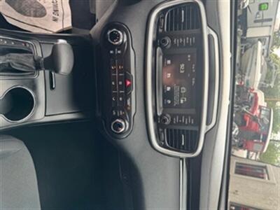 2020 Kia Sorento LX V6  3RD ROW SEATING - Photo 10 - Prescott, AZ 86301