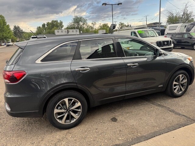2020 Kia Sorento LX V6  3RD ROW SEATING
