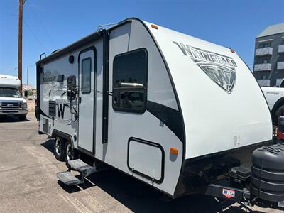 2017 Winnebago M-2106FBS Minnie Micro Minnie   - Photo 1 - Mesa, AZ 85201