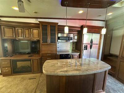 2012 DRV MOBILE SUITES 36RSS B3   - Photo 12 - Mesa, AZ 85201