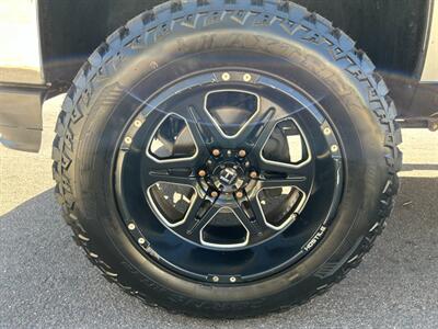 2017 Chevrolet Silverado 1500 LT  Lifted 4x4 - Photo 13 - Mesa, AZ 85201