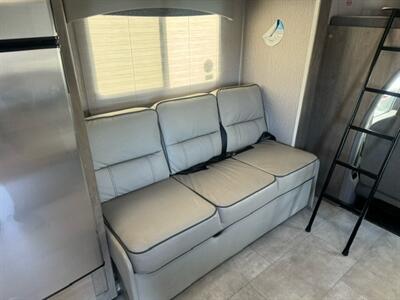 2022 FORD E-450 Coachmen Freelander  26DS - Photo 35 - Mesa, AZ 85201