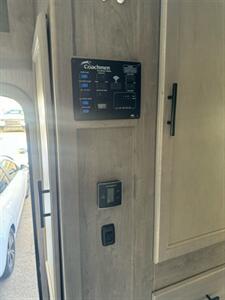 2022 FORD E-450 Coachmen Freelander  26DS - Photo 44 - Mesa, AZ 85201