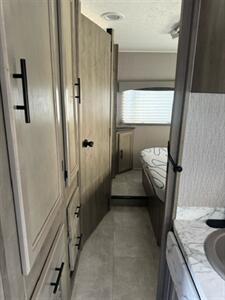 2022 FORD E-450 Coachmen Freelander  26DS - Photo 43 - Mesa, AZ 85201