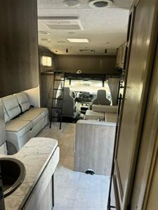 2022 FORD E-450 Coachmen Freelander  26DS - Photo 45 - Mesa, AZ 85201