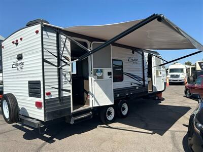 2019 Forest River 231RKXL Salem Cruise Lite   - Photo 3 - Prescott, AZ 86301