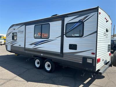 2019 Forest River 231RKXL Salem Cruise Lite   - Photo 2 - Prescott, AZ 86301
