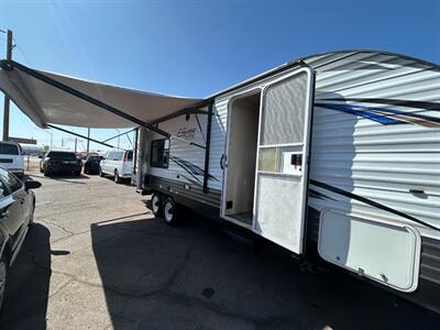 2019 Forest River 231RKXL Salem Cruise Lite   - Photo 4 - Mesa, AZ 85201