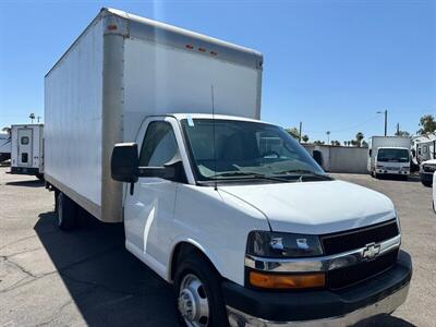 2016 Chevrolet Express 3500  16' Box Van W/ Power Lift Gate - Photo 4 - Prescott, AZ 86301