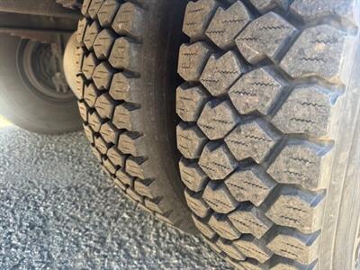 2008 NAVISTAR International 430 ALTEC Digger Derrick LOW LOW MILES - Photo 20 - Mesa, AZ 85201