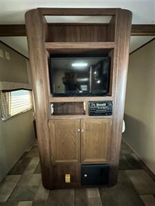 2015 Keystone 244BH Coleman   - Photo 12 - Mesa, AZ 85201