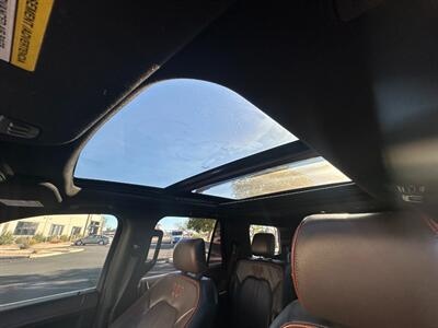 2020 Ford Expedition King Ranch   - Photo 19 - Mesa, AZ 85201