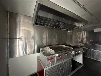 2023 Mcguber Concession Trailer Concession   - Photo 9 - Mesa, AZ 85201