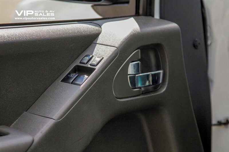 2019 Nissan Frontier SV V6 - Photo 16 - Prescott, AZ 86301