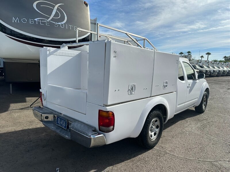 2013 Nissan Frontier S  