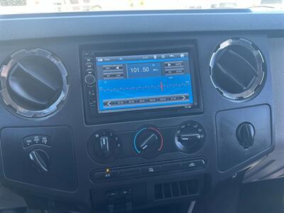 2009 Ford F-250 XLT  Crew Cab 4x4 - Photo 8 - Mesa, AZ 85201