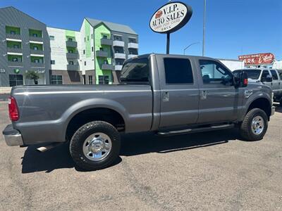 2009 Ford F-250 XLT  Crew Cab 4x4 - Photo 6 - Mesa, AZ 85201