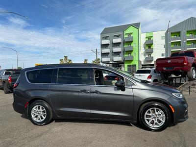 2022 Chrysler Pacifica Touring L   - Photo 20 - Prescott, AZ 86301