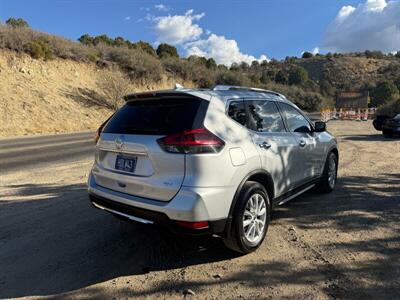 2019 Nissan Rogue SV  extra clean - Photo 7 - Prescott, AZ 86301