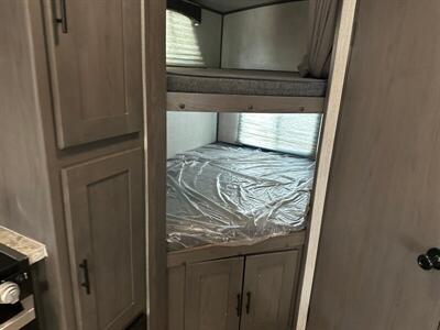 2021 Cruiser MPG 2500 BH Ultra Lite Bunk House   - Photo 13 - Prescott, AZ 86301