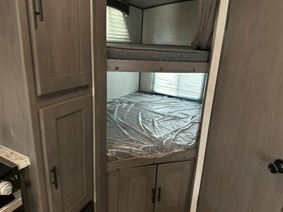 2021 Cruiser MPG 2500 BH Ultra Lite Bunk House   - Photo 38 - Prescott, AZ 86301