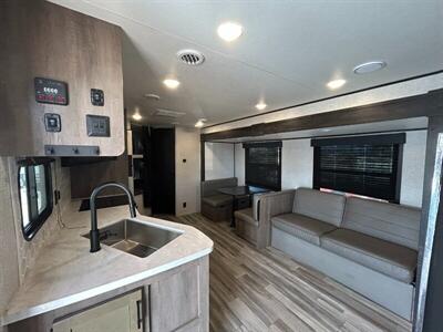 2024 STARCRAFT 26BH Autumn Ridge - Photo 12 - Mesa, AZ 85201