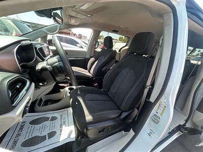 2023 Chrysler Voyager LX   - Photo 14 - Mesa, AZ 85201