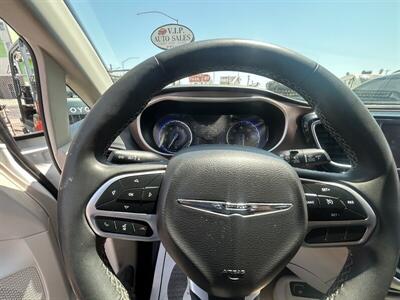 2023 Chrysler Voyager LX   - Photo 16 - Mesa, AZ 85201