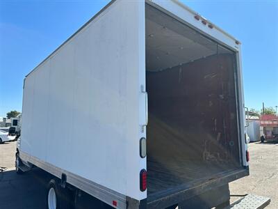 2015 Ford E-350 SD 17' Box - Photo 14 - Mesa, AZ 85201