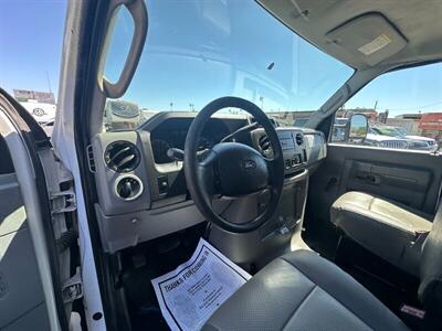 2015 Ford E-350 SD  17' Box - Photo 9 - Prescott, AZ 86301