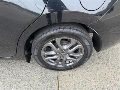 2019 Toyota Yaris LE  6-speed - Photo 10 - Prescott, AZ 86301