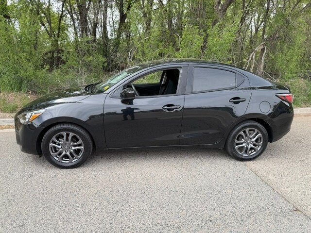 2019 Toyota Yaris LE  6-speed