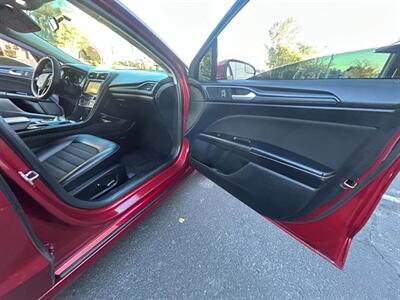 2018 Ford Fusion SE   - Photo 12 - Mesa, AZ 85201