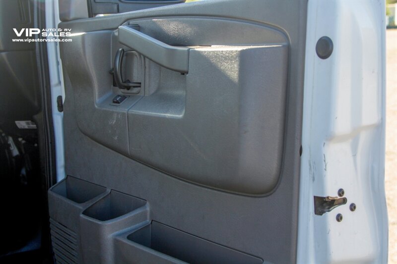 2018 GMC Savana 2500 - Photo 31 - Prescott, AZ 86301