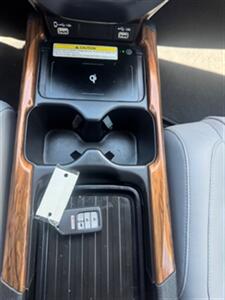 2022 Honda CR-V Hybrid Touring  hybrid AWD 1 owner low miles - Photo 14 - Prescott, AZ 86301