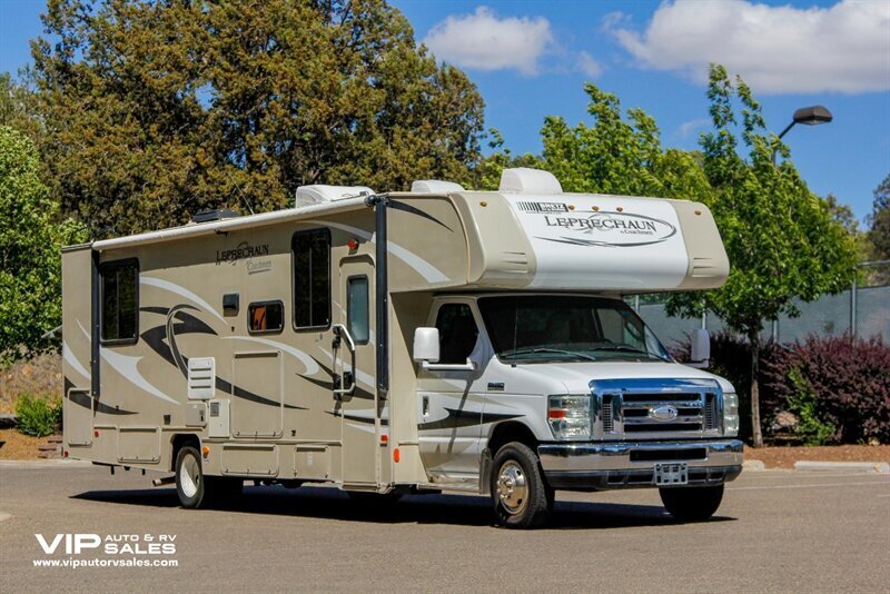 2013 Ford E-Series's photo