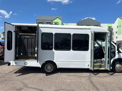 2019 Ford Transit 350 HD Bus - Photo 8 - Mesa, AZ 85201
